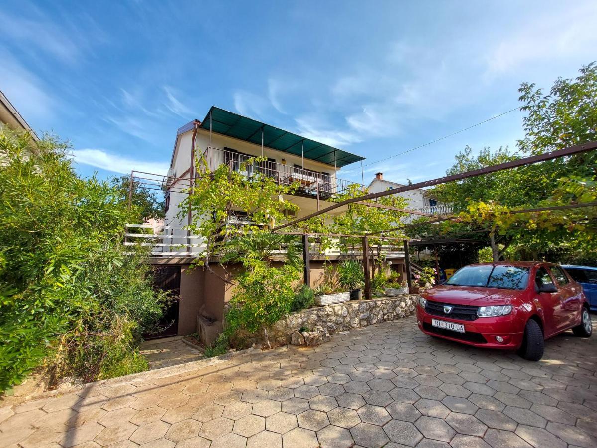 Apartments Vilim Pinezići Exterior foto